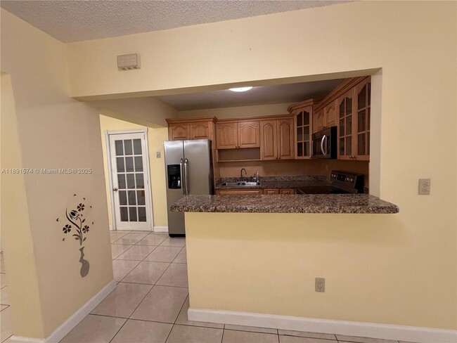 Photo - 255 SW 60th Ave