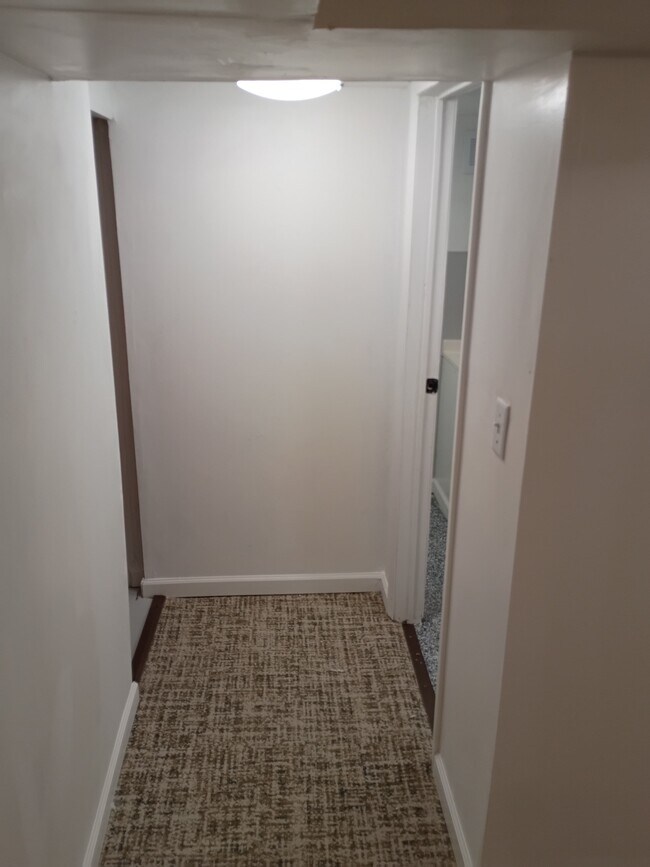 521 S 12th St Unit Khaliki Apartments Llc
