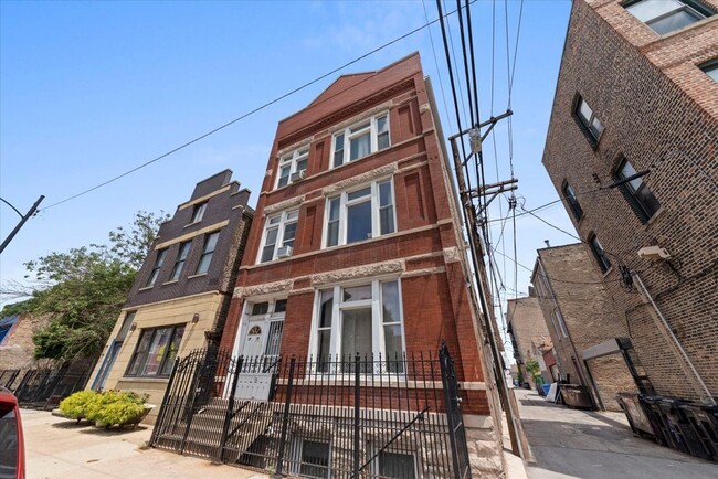 Photo - 1711 S Laflin St Condo Unit 1F