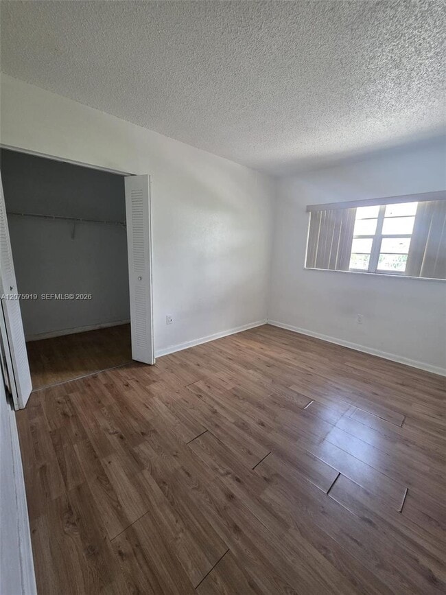 Photo - 5100 SW 41st St Unit 320
