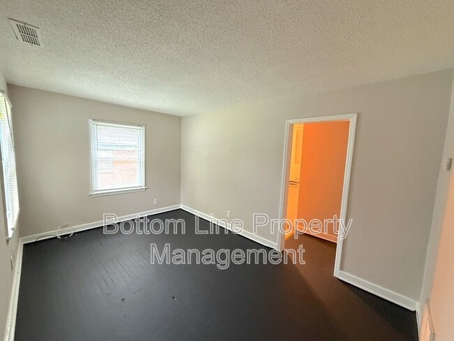 Photo - 2728 Remington St Unit 1