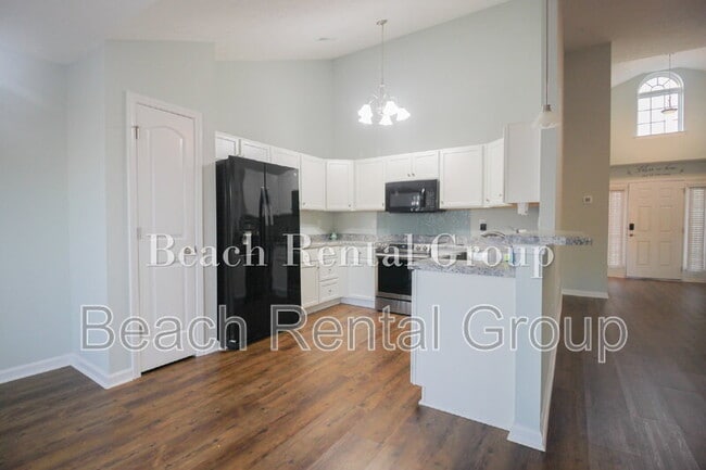 Photo - 35 Palmetto Green Dr