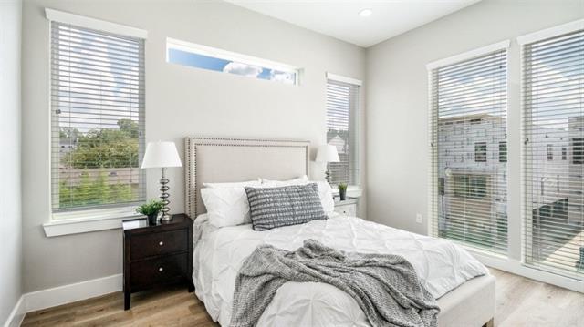 Photo - 2030 N Prairie Ave