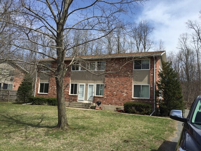 Building Photo - 135 New Britain Ave Unit C