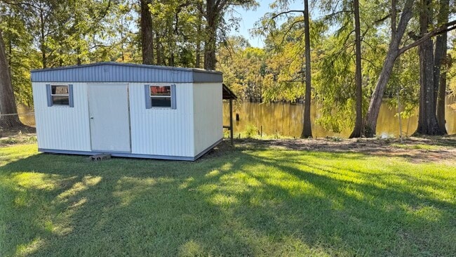 Photo - 401 Bayou Oaks Dr