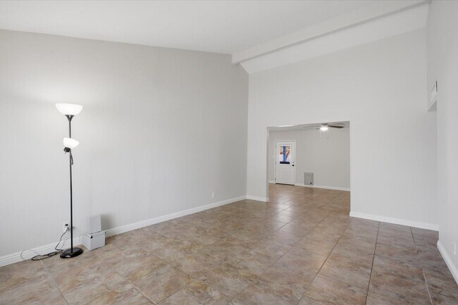 Photo - 656 W Pecos Ave