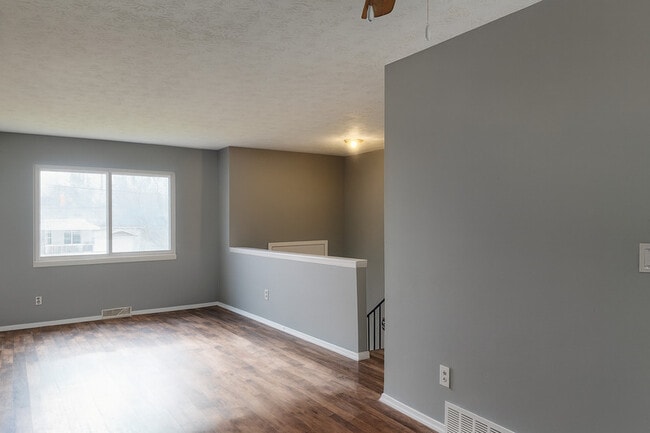 Photo - 536 Hyatt Ave