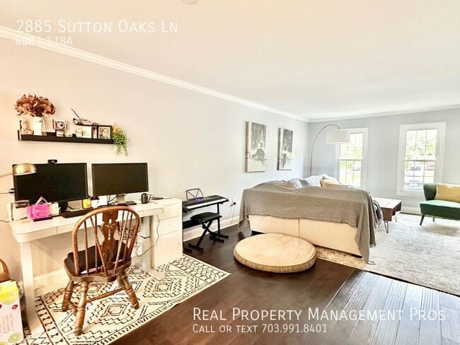 Photo - 2885 Sutton Oaks Ln