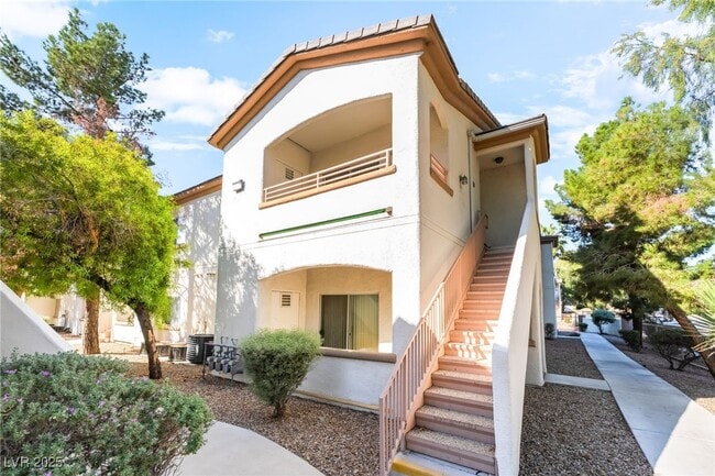 Building Photo - 5655 E Sahara Ave Unit 2068