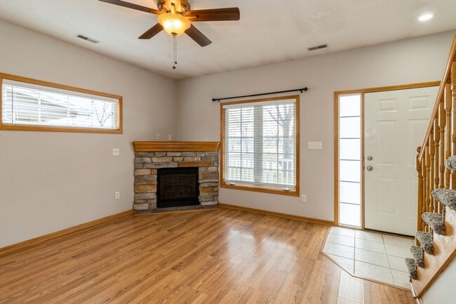 Photo - UPDATED TOWNHOME!! 2 Bed, 2.5 Bath Townhome in Ankeny
