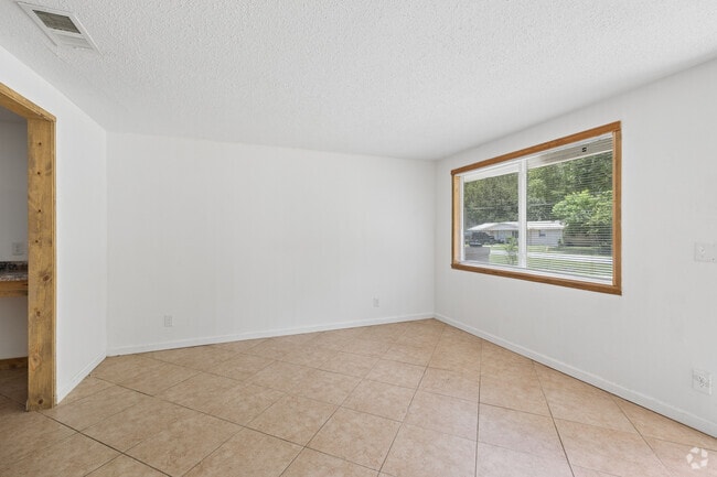 2BR, 1BA - 740SF - Living Room