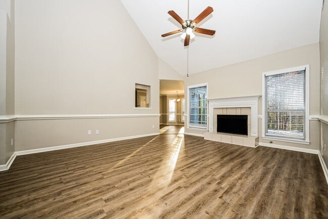 Photo - 201 Retour Cir