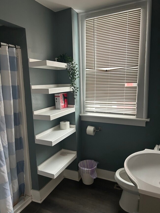 Photo - 942 Euclid Ave Unit 2