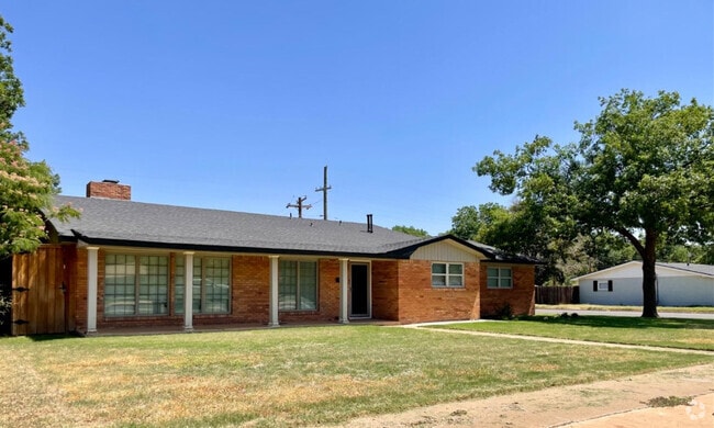 Building Photo - 2702 60th St Rental