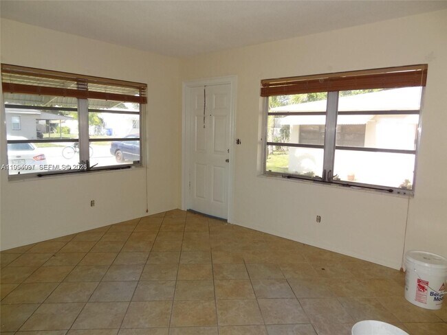 Photo - 2212 Johnson St Unit 2212