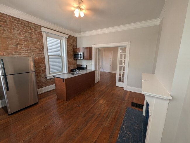 Building Photo - 225 Fosdick St Unit 1