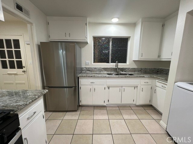 Photo - 684 E Lee Pl
