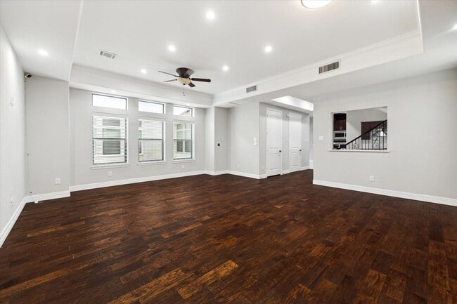 Photo - 1620 W 24th St