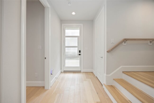 Photo - 610 Delmar St