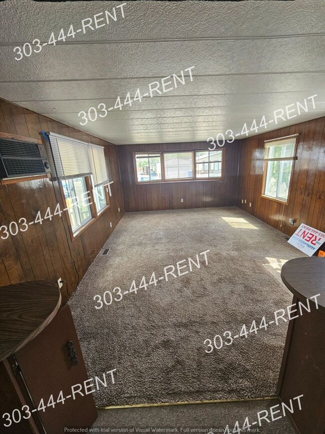 Photo - 217 Balsam St