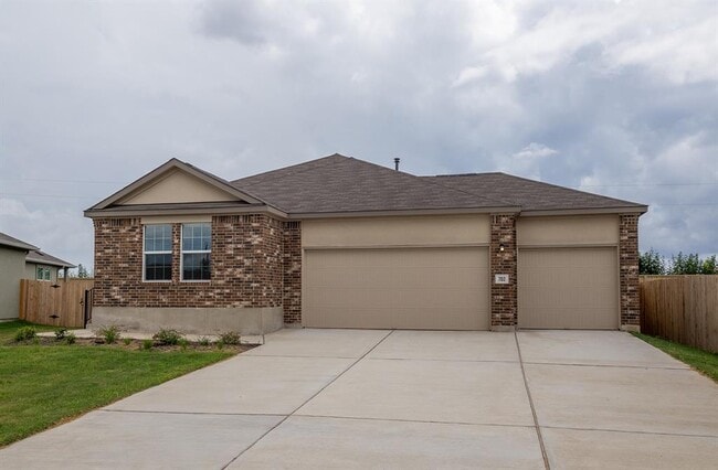 Building Photo - 702 Silver Springs Bend
