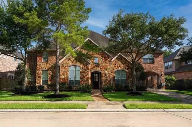 Building Photo - 25411 Springwood Lake Dr Rental