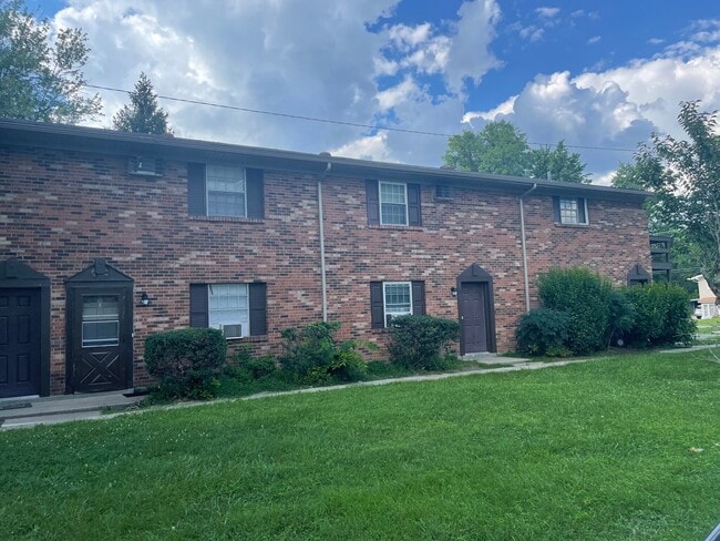 Building Photo - 1202 E Walford Dr Unit #07