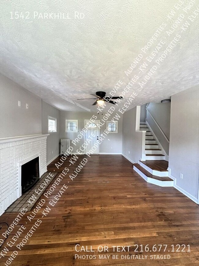 Photo - 1542 Parkhill Rd