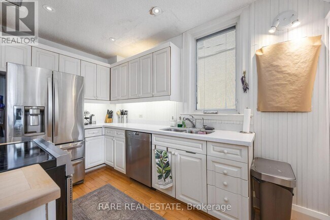 Photo - 106 Melrose Ave