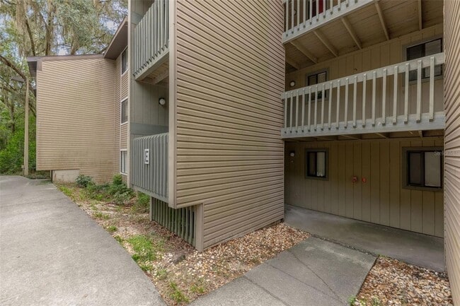 83 SE 16th Ave Unit E102