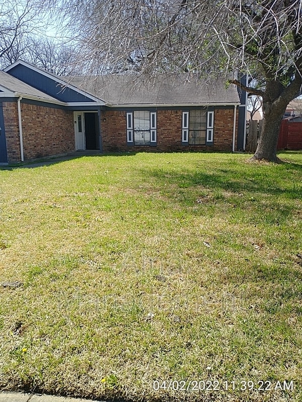 Photo - 1704 Fieldstone Ct