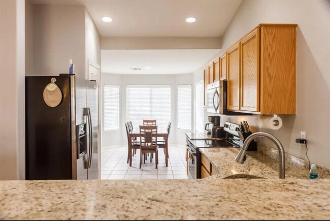 Photo - 2821 N 107th Dr