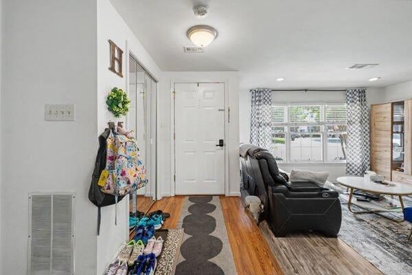 Photo - 4046 Chetham Wy