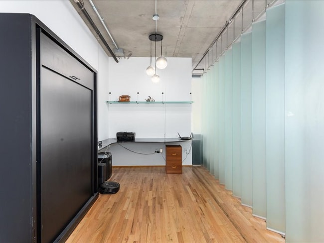 Photo - 1499 Blake St