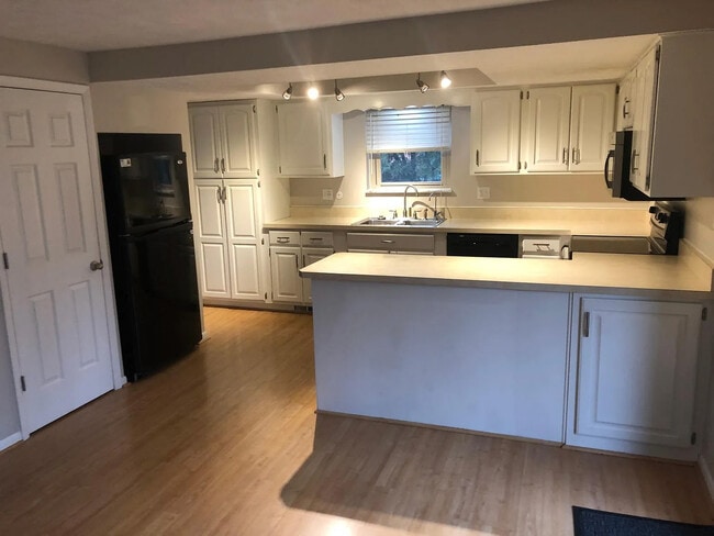Photo - 2481 E Rahn Rd