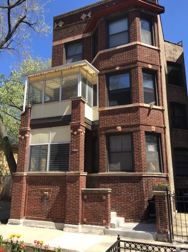 Building Photo - 3253 N Kenmore Ave Unit 2 Rental