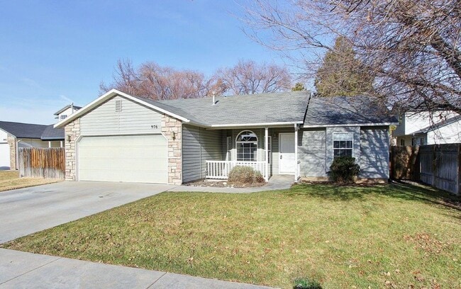 Building Photo - Clean Single-Level Home in Quiet Neighborhood