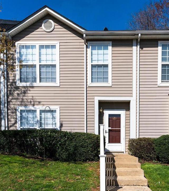 Photo - 121 Waterbury Ct Townhome