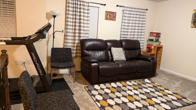 Photo - 321 Brk Pne Trl House