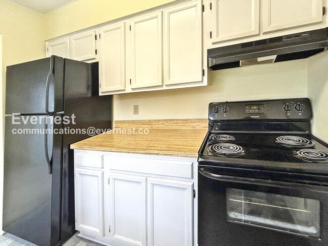 Photo - 217 Mimosa Ave