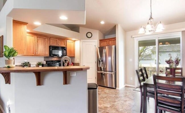 Photo - 3 Bed 2 Bath Nampa