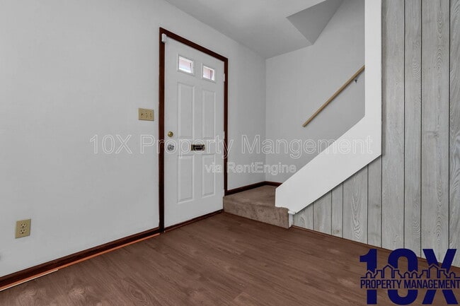 Photo - 141 Beacon Run W