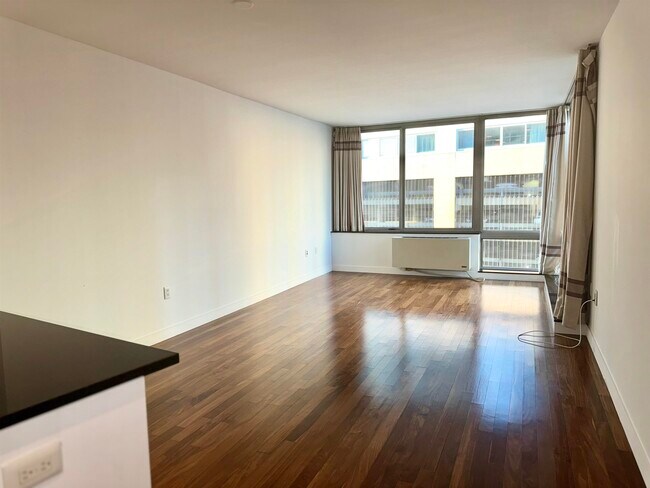 Photo - 25 Hudson St Unit # 712