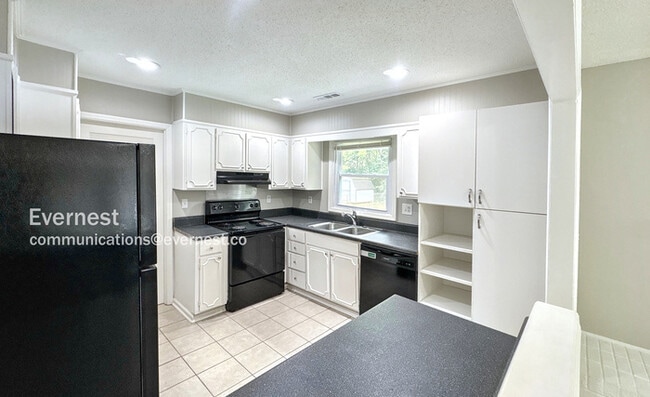 Photo - 392 Shelton Rd