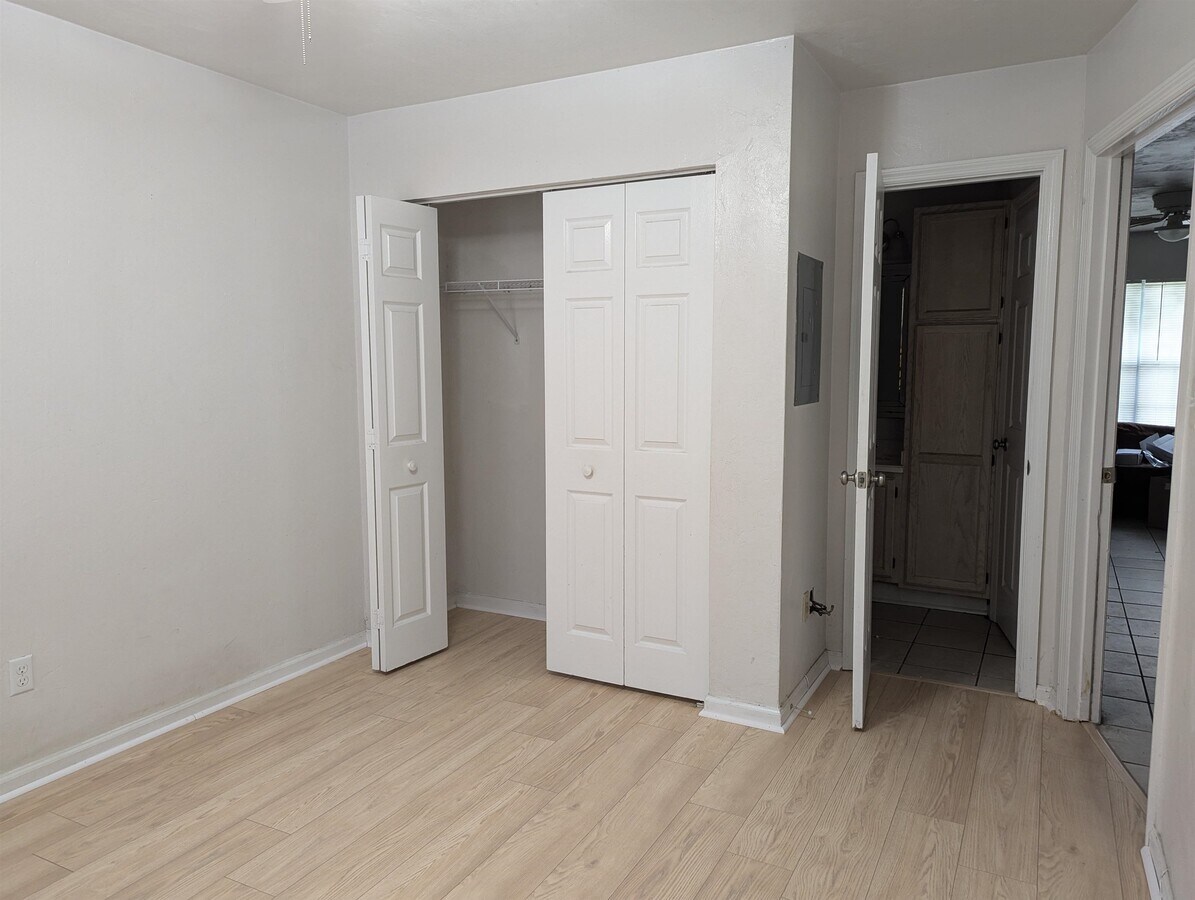 Photo - 1340 Hancock St