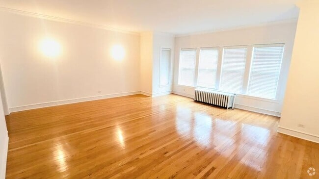Building Photo - 3 bedroom in Chicago IL 60618 Unit 1 Rental