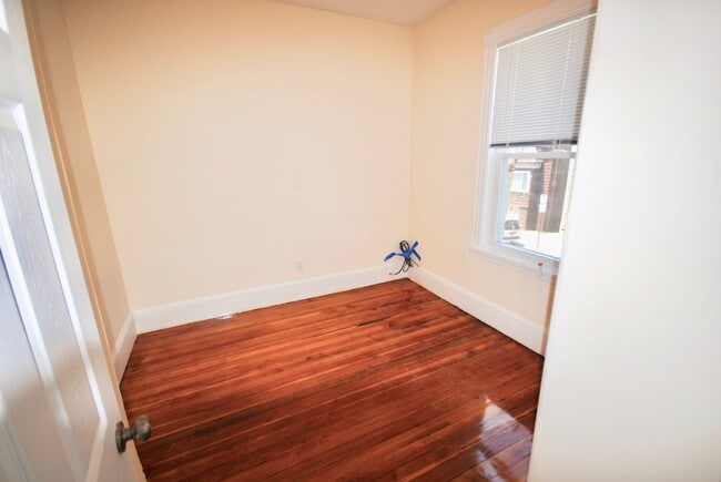 Photo - 299 Lexington St Unit 2