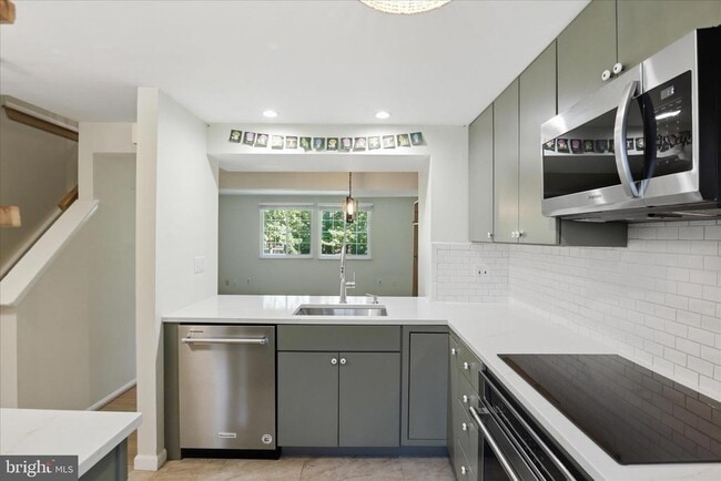 Photo - 1660 Harvest Green Ct