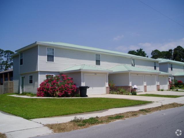 Building Photo - 102D Church Ave SE Rental