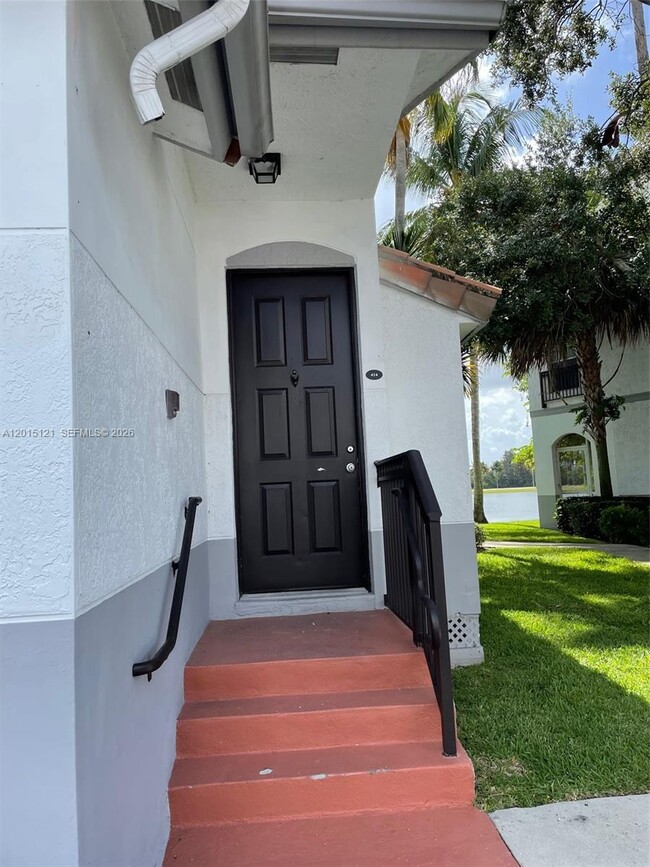 Building Photo - 711 SW 148th Ave Unit 414